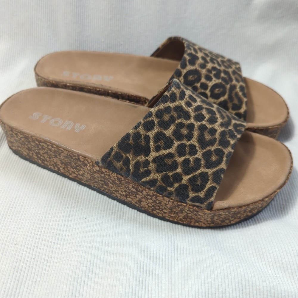 Story Leopard Print‎ Platform Slide Sandals Womens 8.5 Cork Wedge Animal Pattern